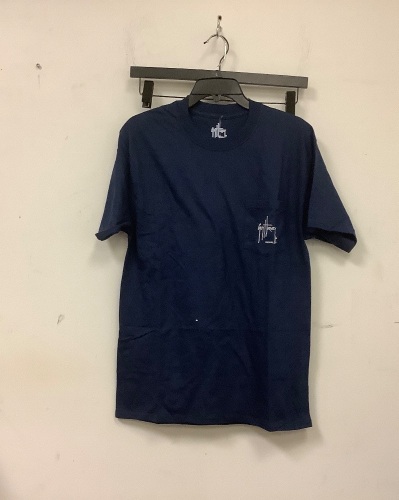 Guy Harvey Mens Tee, Medium, Appears New - Lot 358