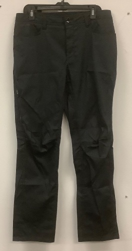 Under Armour Mens Pants, 34x34, Appears New - Lot 390