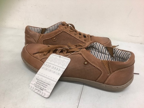 MukLuks Mens Shoes, 13, Appears New - Lot 410