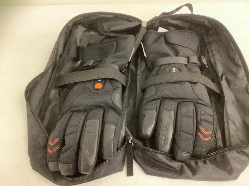 Heated Gloves, Appears New - Lot 454
