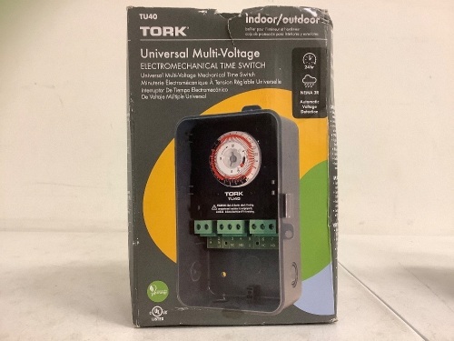 Universal Time Switch, E-Comm Return - Lot 655