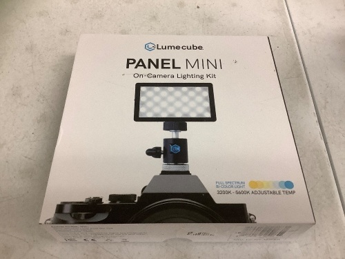 Panel Mini On Camera Lighting Kit, Appears New - Lot 678