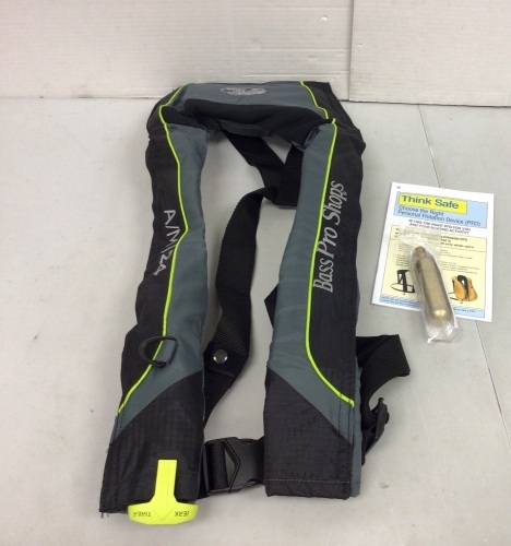 Adult Inflatable Life Vest, E-Commerce Return - Lot 883