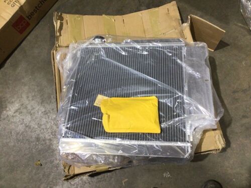 Cooling & Radiator Specialist Radiator, Unknown Fit  - Lot 610