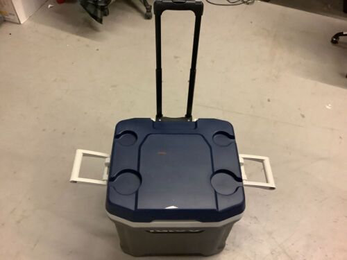 Igloo Latitude 60 qt Roller Cooler, Appears New - Lot 89