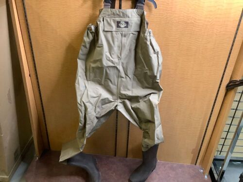 White River Fly Shop Waders, 11R, Ecommerce Return - Lot 102