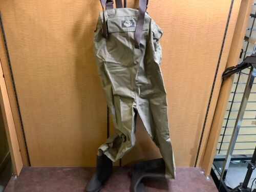 White River Fly Shop Waders, 8R, Ecommerce Return - Lot 112