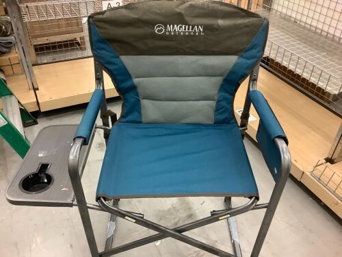 Magellan Outdoors XL Directors Chair, Dirty, Ecommerce Return - Lot 113