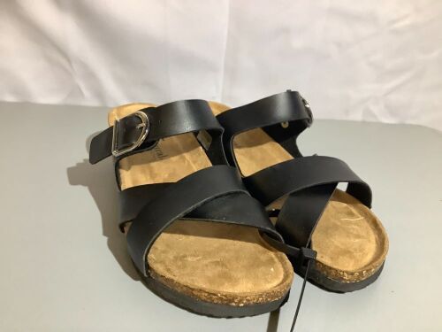 Natural Reflections Women's Sandals, 10, Appears New - Lot 132