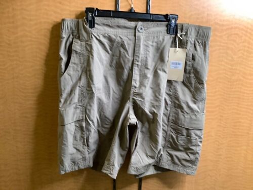 Red Head Men's Shorts, 38, Appears New - Lot 158