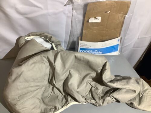Room Essentials Standard Padded Ironing Board Cover, Ecommerce Return - Lot 184