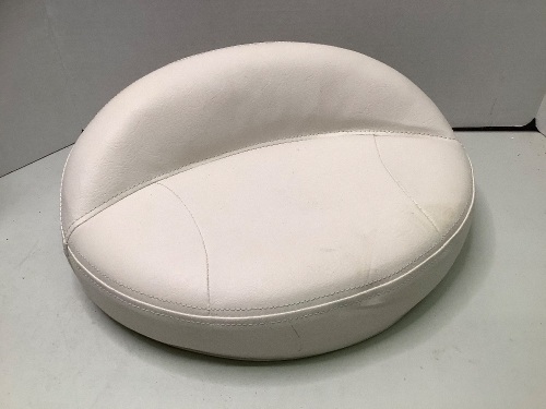 Tourney Special Pro Boat Seat,  Eccomerce Return - Lot 276