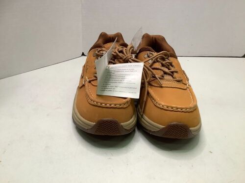 World Wide Sportsman Men's Shoes 8.5, Appears New - Lot 320