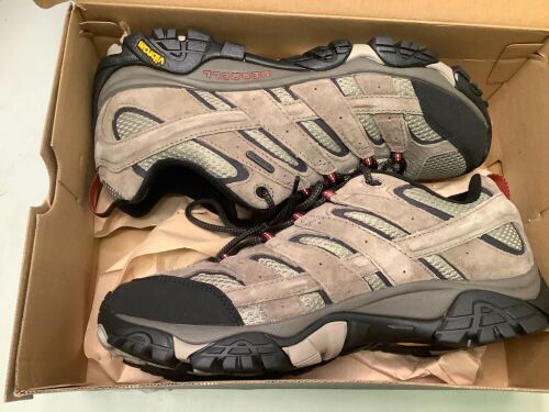 Merrell MOAB 2 WP Men's 11, Appears New - Lot 324