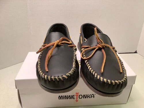 Minnetonka Camp Moc, Men's 13, Appears New - Lot 348