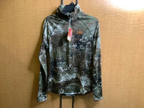 SHE 1/4 Zip Pullover, XSmall, Appears New - Lot 439