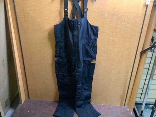 High Performace Rainwear Waterproof Bone Dry, Large, Appears New - Lot 444