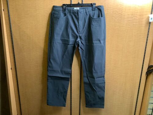 The North Face Men's Pant, 36, Appears New - Lot 501