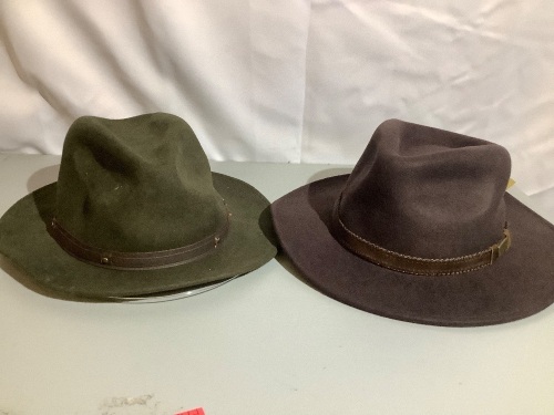 Red Head, Lot Of "2" Xl Hats, Appears New - Lot 643