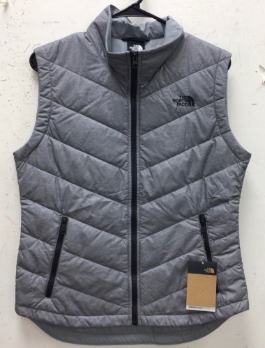 North Face Womens Vest, M, Appears New - Lot 66