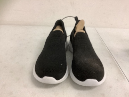 Skechers Womens Shoes, Size 9.5, E-Comm Return - Lot 108