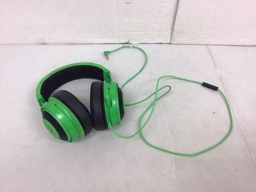 Razer Gaming Headphones, Powers Up, E-Commerce Return - Lot 261