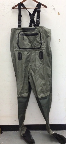 Mens Stocking Foot Waders, L, E-Commerce Return - Lot 485
