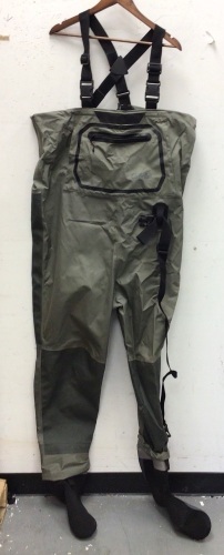 Mens Stocking Foot Waders, L, E-Commerce Return - Lot 491