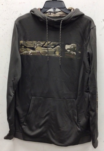 Under Armour Mens Hoodie, M, Appears new - Lot 720