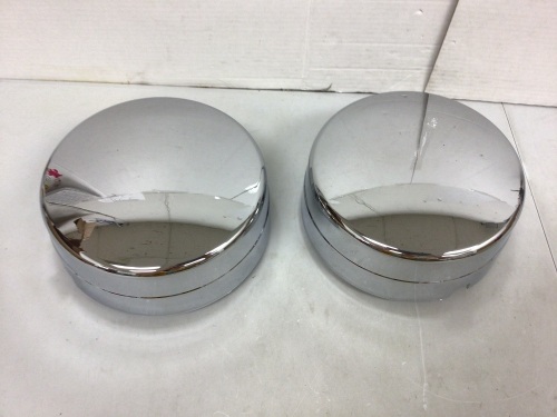 Lot of (2) Hub Caps, E-Commerce Return - Lot 744