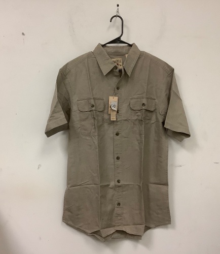 Red Head Mens Button Down, Large, Appears New - Lot 766