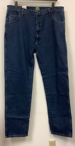Mens Jeans, 42x34, Appears New - Lot 794