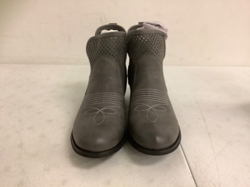 Natural Reflections Womens Boots, Size 7.5, Appears New - Lot 797