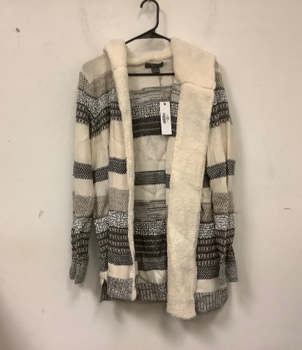 Natural Reflections Womens Hooded Sweater, Appears New  - Lot 839