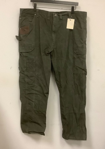 Wrangler Mens Pants, 46x30, E-Commerce Return - Lot 856