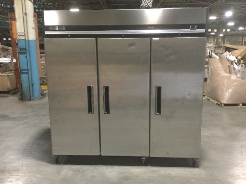 Maxx Cold MXCR-72FDHC 81” Triple Door Reach-in Refrigerator, Top Mount, Stainless Steel - For Parts or Repair - Lot 24