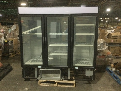Maxx Cold MXM3-72FBHC 81" Triple Glass Door Merchandiser Freezer, Free Standing, 72 Cu. Ft - Black - Lot 39b