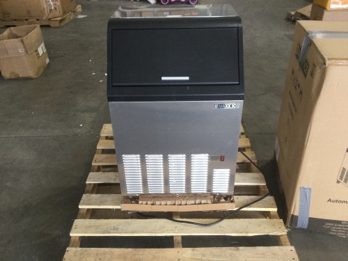 Maxx Ice MIM130 Self-Contained Ice Machine - Lot 43