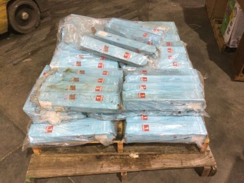 Lot of (19) Artecho Artist Easel Display Easel Stand, Lightweight Metal Tripod, 4Pack - Lot 509