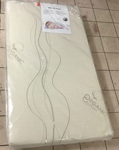 Wonder Dream Organic Cotton Baby Crib Mattress - Appears New  - Lot 115