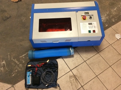 40W CO2 Laser Engraver Cutting Machine with USB Interface. Unknown and Untested Condition. E-Commerce Return - Lot 121
