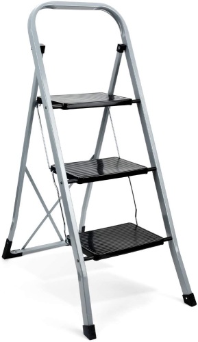 Delxo 3 Step Folding Step Stool Ladder. Appears New - Lot 492