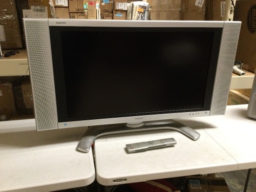 Sharp Aquos 32" LCD TV with Remote. Works - Lot 703