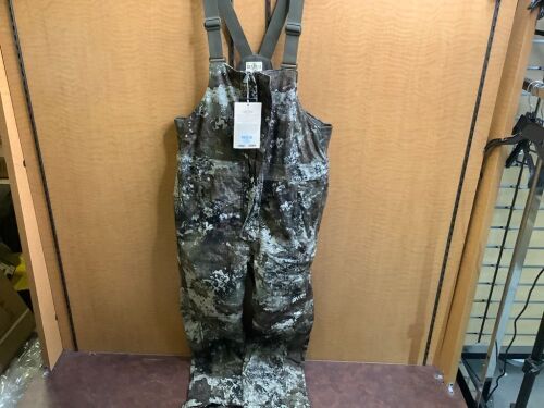 Red Head Silent Stalker Bib, Medium, Appears New - Lot 14