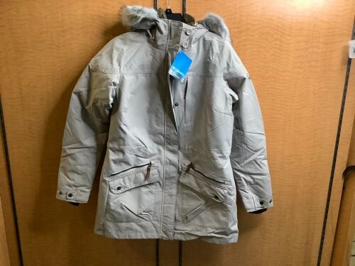 Columbia Women's Carson Pass IC Jacket, Appears New - Lot 35