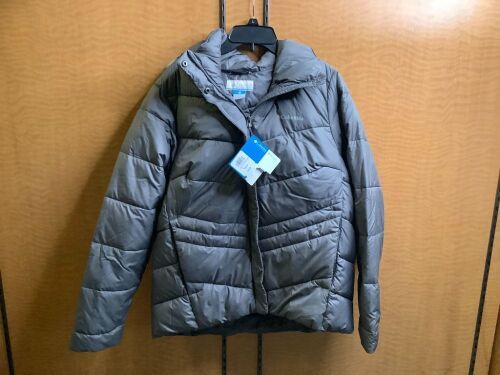 Columbia Women's Peak to Peak Insulated Coat, Appears New - Lot 40