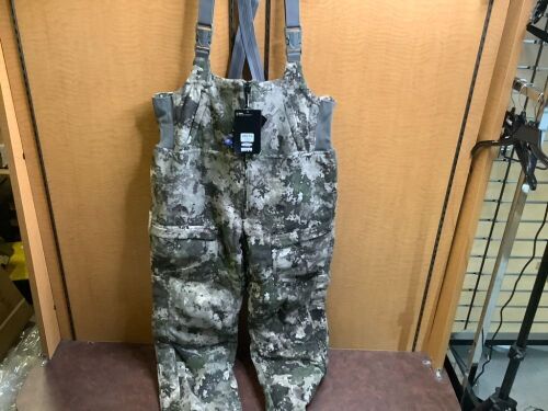 Instinct Standhunter Bib, Large, Appears New - Lot 52