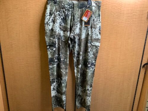SHE True Timber Element Pant, Large, Appears New - Lot 104