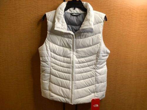 The North Face Aconcaqua Vest II, Large, Women's, Appears New - Lot 115