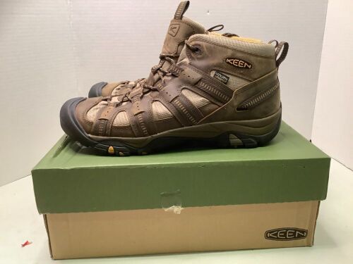 Keen Siskiyou Mid, Men's Boots, 12, Ecommerce Return - Lot 136